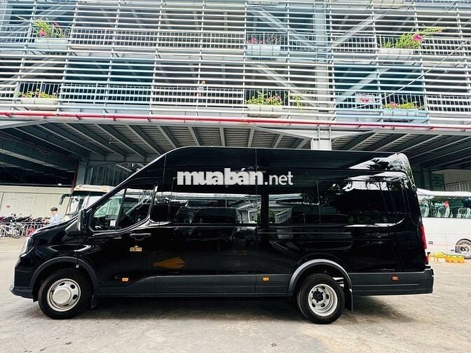 Ford Transit 18 Chỗ 2025 - Lướt 1.500km - Vay 70%