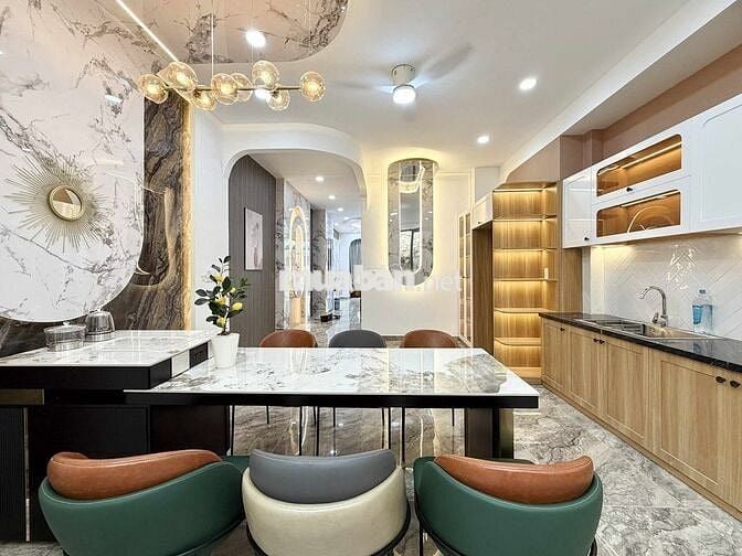 📌NHÀ GÒ VẤP - KTS THIẾT KẾ - GARA Ô TÔ RIÊNG - 3 CĂN RA MẶT TIỀN🔥