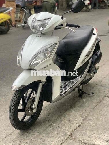 honda vision trắng máy ngon, xe. như mới