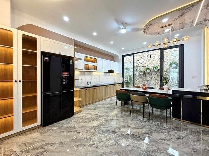 📌NHÀ GÒ VẤP - KTS THIẾT KẾ - GARA Ô TÔ RIÊNG - 3 CĂN RA MẶT TIỀN🔥