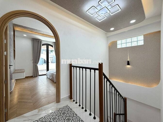 📌NHÀ GÒ VẤP - KTS THIẾT KẾ - GARA Ô TÔ RIÊNG - 3 CĂN RA MẶT TIỀN🔥