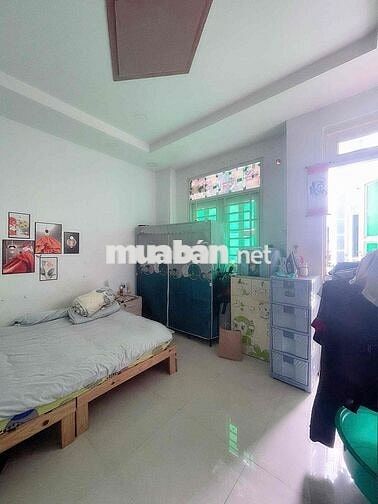 nhà 4x11m 1laauf 2pn 2wc hẻm xe tải đường Chiến Lược. BTĐ Bình Tân