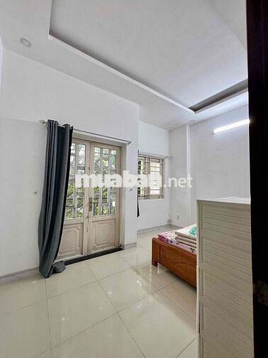 Nhà Mới Sạch Sẻ DT 110m2 1Trệt 1Lầu 2Pn 2Wc Sân Xe Máy Gần Uỷ Ban TX