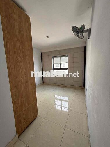 CHO THUÊ CĂN PENHOUSE TẦNG 21 ,CÓ SÂN VƯỜN   7 TRIỆU