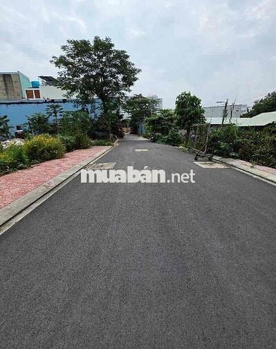 SÓT LẠI 1 NỀN KHU PHÂN LÔ ĐƯỜNG NHỰA 12m Có Lề Giá Chỉ 5 rưỡi Hiếm