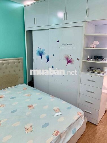 PASS GẤP. 86m2 (2pn,2wc) full nội thât.Còn nữa tháng em cho ở miễn phí