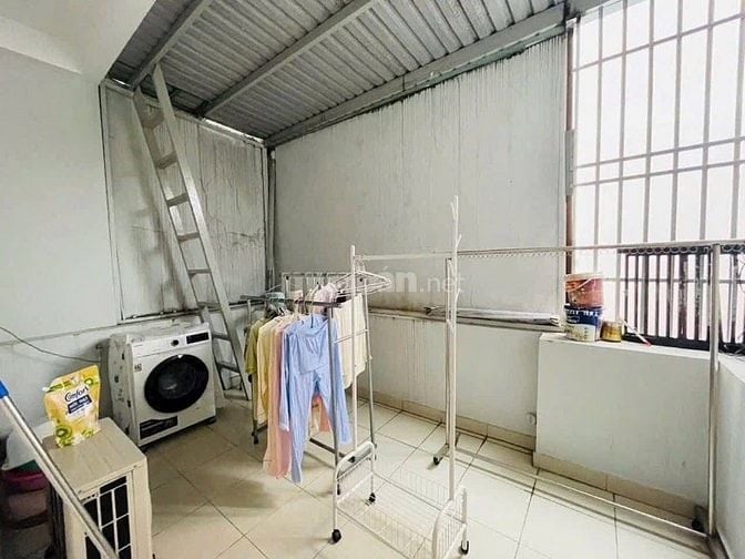 Chủ ký gửi nhà Lam Sơn-Phú Nhuận giá 2Tỷ850 DT 50m2 hẻm xe hơi ở ngay