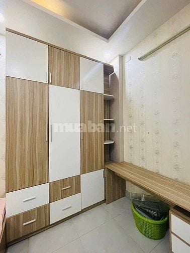 Chủ ký gửi nhà Lam Sơn-Phú Nhuận giá 2Tỷ850 DT 50m2 hẻm xe hơi ở ngay