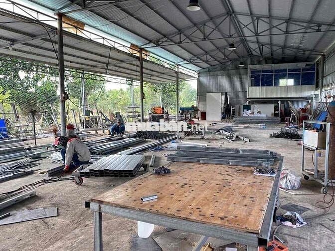 Cần cho thuê xưởng 500m (đag xây dựng)