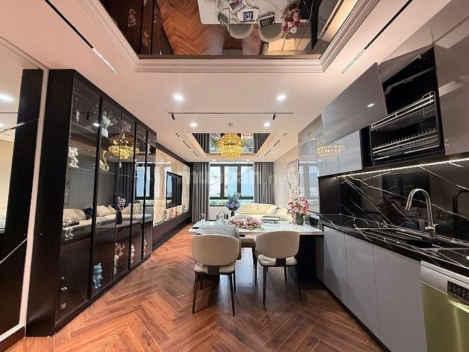 CC bán nhà 7 tầng 60m2 ngõ ô tô sát phố Xuân Thuỷ ,full nội thất