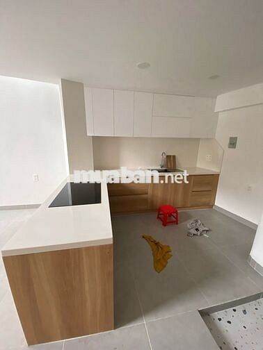 BÁN GẤP NHÀ BÙI ĐÌNH TUÝ - HẺM XE HƠI - 101M2 - NGANG 4,5M- CHỈ 7.x TỶ