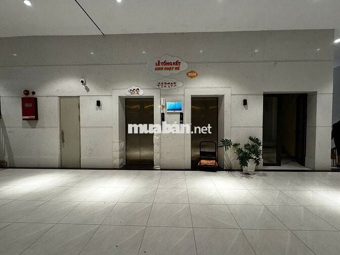 Cho thuê chung cư 230 Lạc Trung -127m2 - 4 ngủ - giá 18 triệu