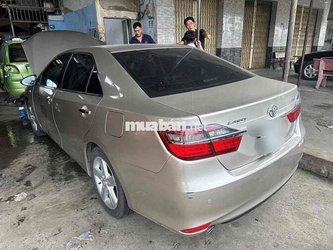 Toyota Camry 2016 2.5Q - 76000 km