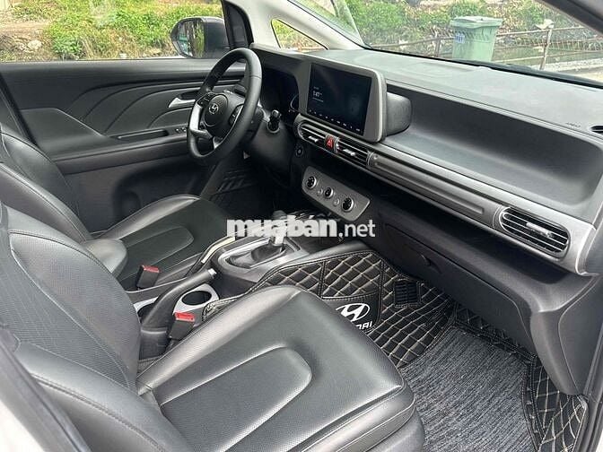 Đi gia đình chọn xe tiết kiệm, màu đẹp dễ nhìn