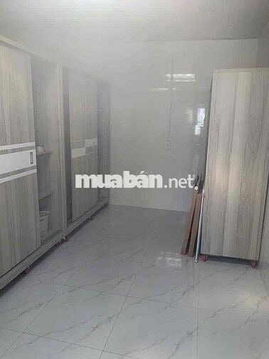 Cho thuê nhà hẻm xe hơi đường Phạm Văn Chí Q6