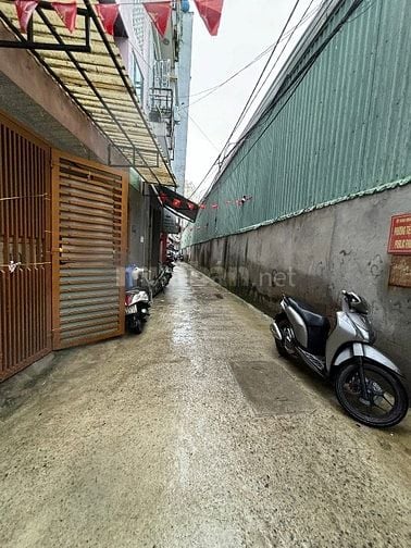 NHÀ 3 TẦNG XÂY MỚI 100% – KIỆT TRƯỜNG CHINH