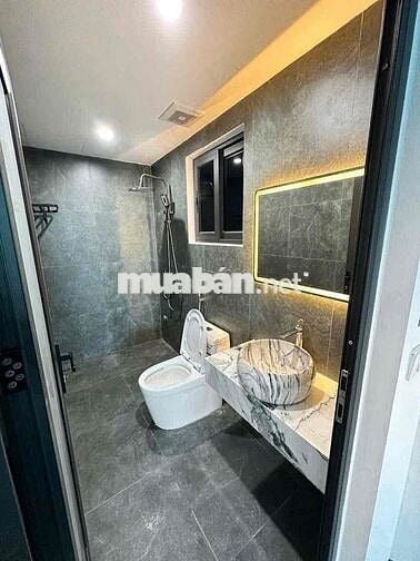 📢📢📢 Nhà 42m2 x 6 Tầng Đối Diện Aeon Long Biên - Gara Ô Tô - 13.5 tỷ