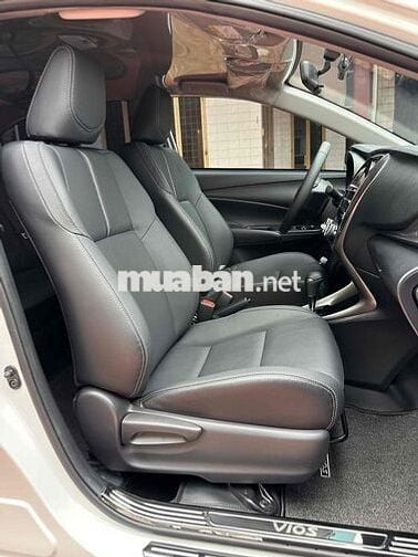 Toyota Vios 2025 E CVT - 5000 km - Zin 100%