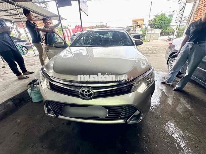 Toyota Camry 2016 2.5Q - 76000 km