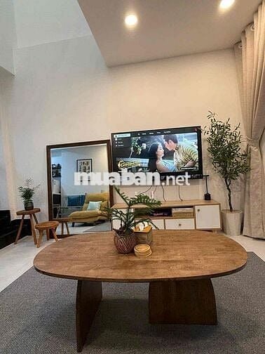 Cần Bán Gấp Căn Nhà Nguyễn Thị Minh Khai , Quận 1