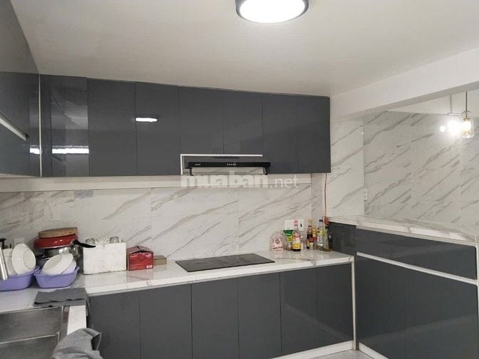 Gấp;gấp bán căn mặt tiền xe tải quay đầu 80m2 giá 8ty6 lầu đúc BTCT