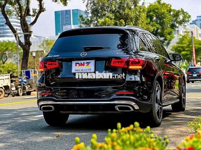 Mercedes GLC300 AMG 4MATIC 2022 Xám Kem