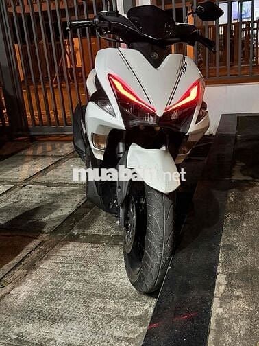 NVX V1 155 ABS 2017 máy êm bốc mạnh