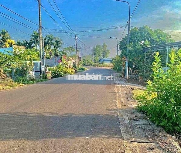 Hot quá, Diện tích to đùng giá quá rẻ . Thổ cư sổ riêng ngay chợ