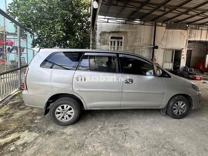 Innova fome 2013 chính chủ mới đang kiểm mới