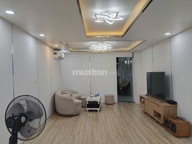 Gấp;gấp bán căn mặt tiền xe tải quay đầu 80m2 giá 8ty6 lầu đúc BTCT