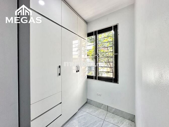 CHO THUÊ CĂN HỘ STUDIO FULL NỘI THẤT BAN CÔNG NGAY TẠI PHÁO ĐÀI LÁNG