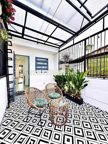 CHÍNH CHỦ CẦN BÁN TOÀ CHDV HAI BÀ TRƯNG, Q1. GIÁ 6TỶ680 CÒN TL NHẸ