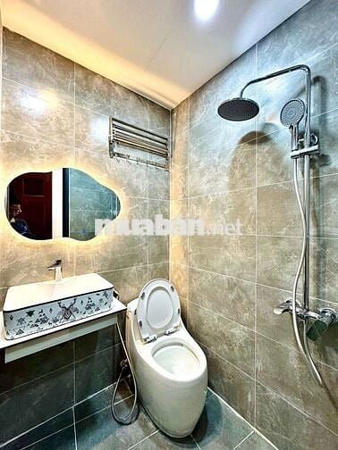 HẺM XE TẢI 6M, 15/3NƠ TRANG CĂN GÓC 5 TẦNG 3.2X8M - 25M2, 3PN/4WC