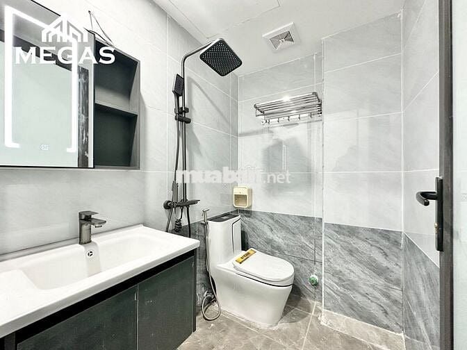 CHO THUÊ CĂN HỘ CAO CẤP SIÊU ĐẸP CỬA SỔ THOÁNG NGAY NÚT GIAO CG-ĐĐ