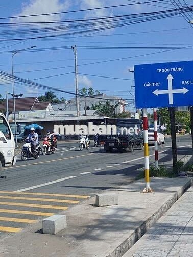 Nhà mặt tiền để ở hoặc kinh doanh, làm kho