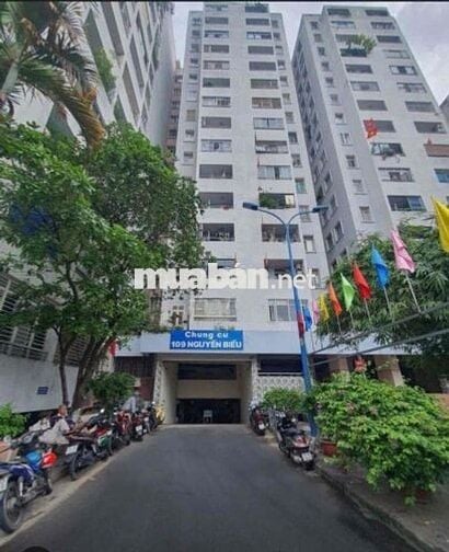 Cần bán căn hộ chung cư 109 Nguyễn Biểu 54m^2 2 pn 2wc