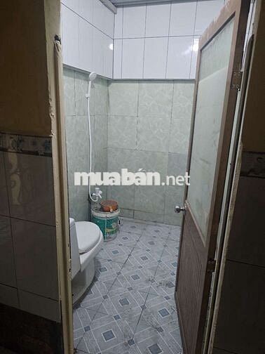 Nhà mặt tiền để ở hoặc kinh doanh, làm kho