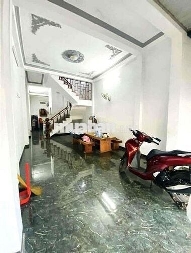 Nhà cho thuê: mặt tiền đường Phan Bội Châu ( khu vực kinh doanh)