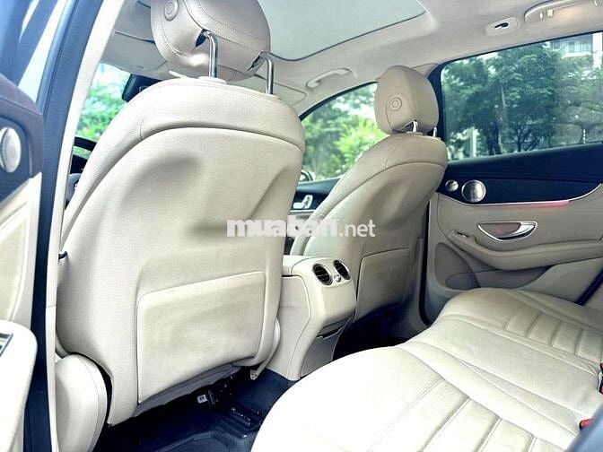 Mercedes GLC300 AMG 4MATIC 2022 Xám Kem