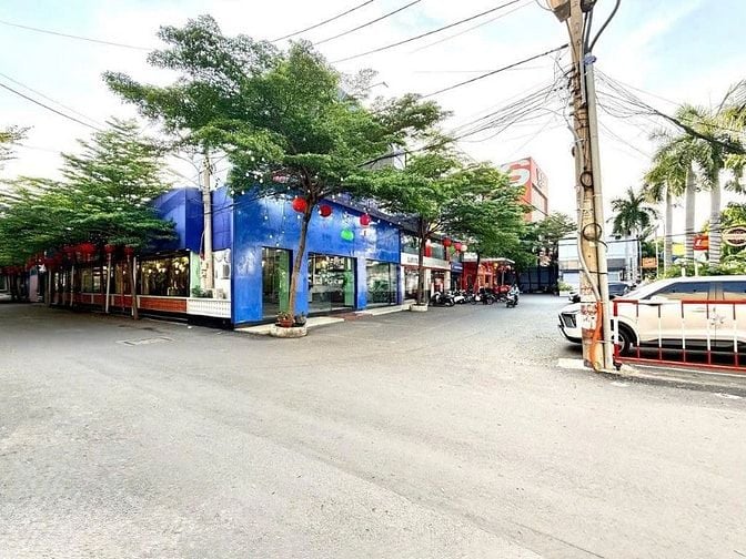 Cho Thuê Nhà GÓC 2MT : 647 Quang Trung, Phường 11, Quận Gò Vấp, TPHCM