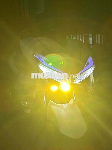 NVX V1 155 ABS 2017 máy êm bốc mạnh