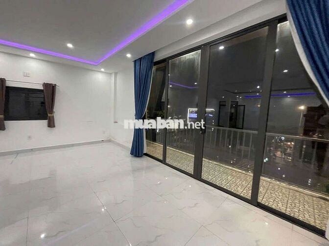 💥🏡CHO THUÊ TÒA NHÀ 4 TẦNG CÓ THANG MÁY MẶT TIỀN HỒ XUÂN HƯƠNG❣️