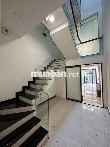 Hẻm Xe Tải 4Tầng 6PN 7WC DT40tr Sổ Đẹp dân trí cao