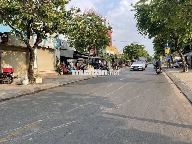 Cho thuê nhà mặt tiền Song Hành, Lê Thị Hà, 4m x 15m, 10tr