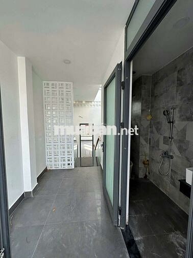 Hẻm Xe Tải 4Tầng 6PN 7WC DT40tr Sổ Đẹp dân trí cao