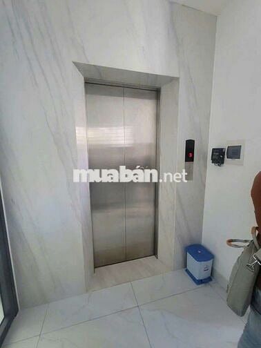 💥🏡CHO THUÊ TÒA NHÀ 4 TẦNG CÓ THANG MÁY MẶT TIỀN HỒ XUÂN HƯƠNG❣️