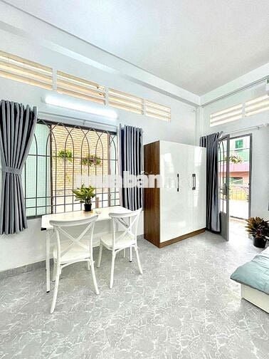 Căn Hộ Ban công Rộng 40m2 ngay Khu K300 - Nguyễn Thái Bình - Lotte