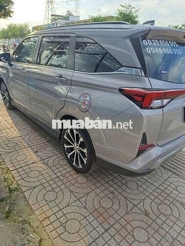 Toyota Veloz Cross Xám 7 chỗ