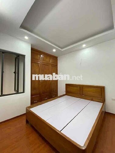 NHÀ MỚI PHỐ ĐẠI TỪ – Ô TÔ ĐỖ CỬA – THANG MÁY NHẬP KHẨU – NỘI THẤT XỊN