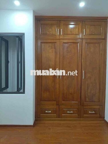 NHÀ MỚI PHỐ ĐẠI TỪ – Ô TÔ ĐỖ CỬA – THANG MÁY NHẬP KHẨU – NỘI THẤT XỊN